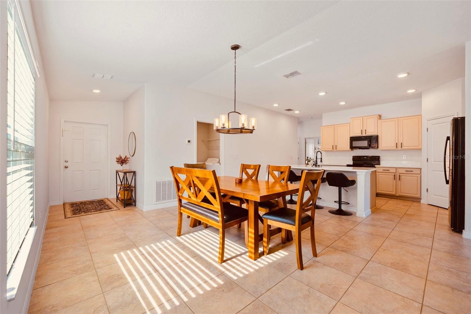 17136 White Mangrove Dr photo 5
