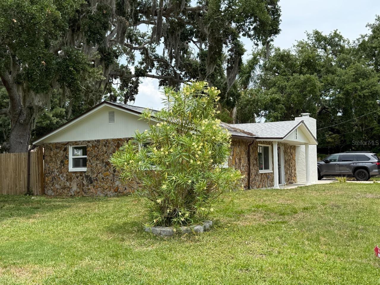 4553 Edith St photo 4