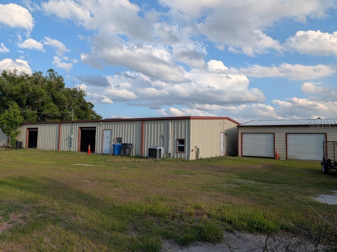4402 Gallagher Rd photo 2