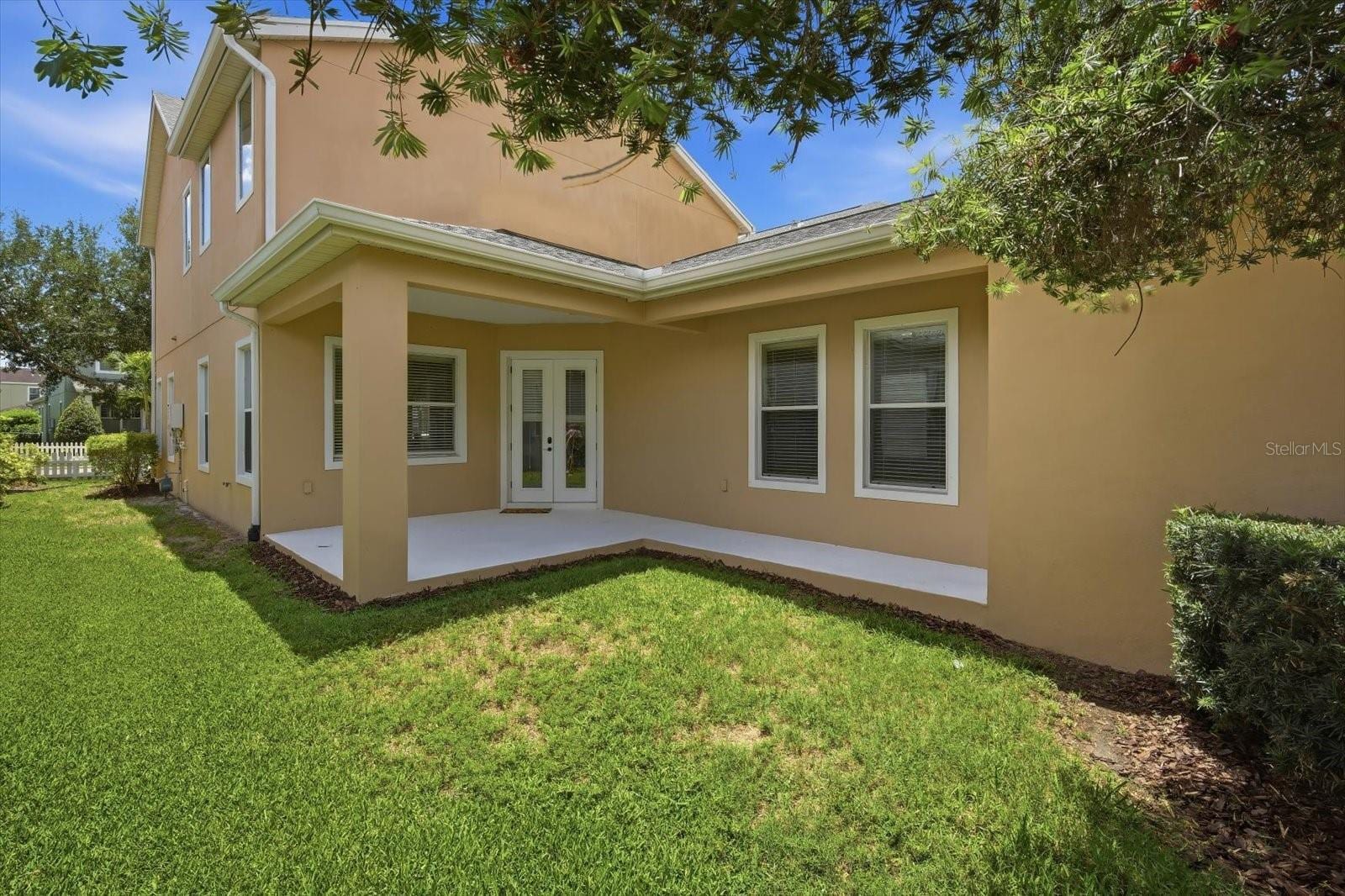 11310 Winthrop Lake Dr photo 2