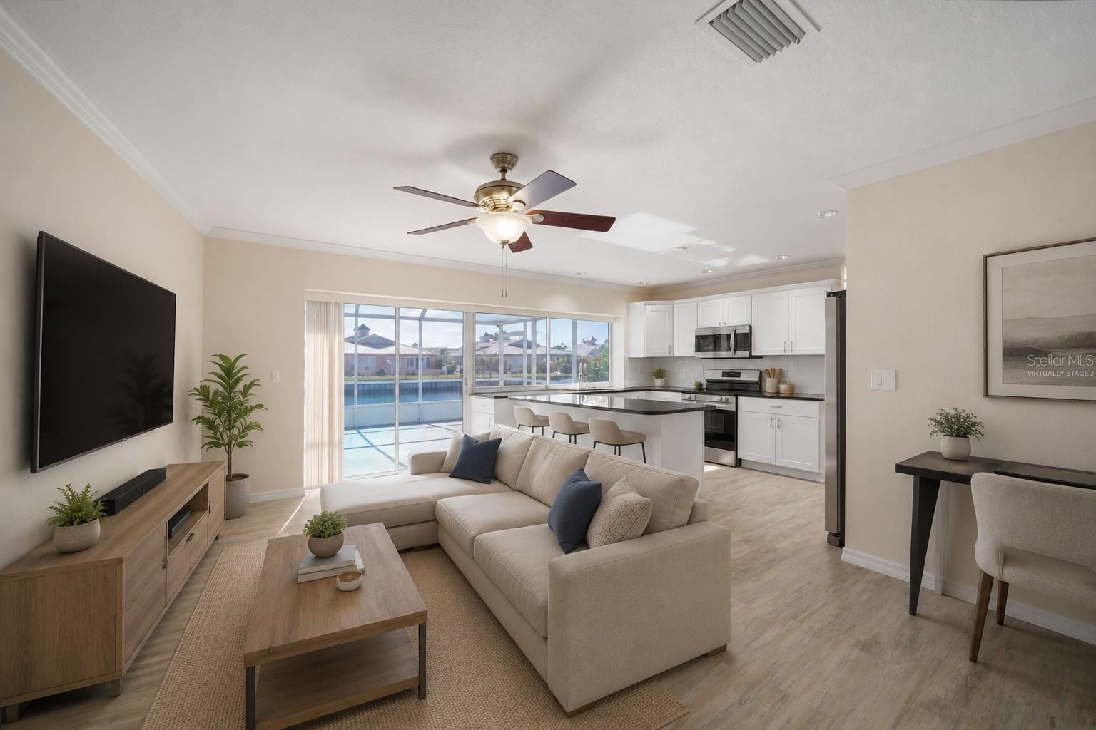 910 Spindle Palm Way photo 5