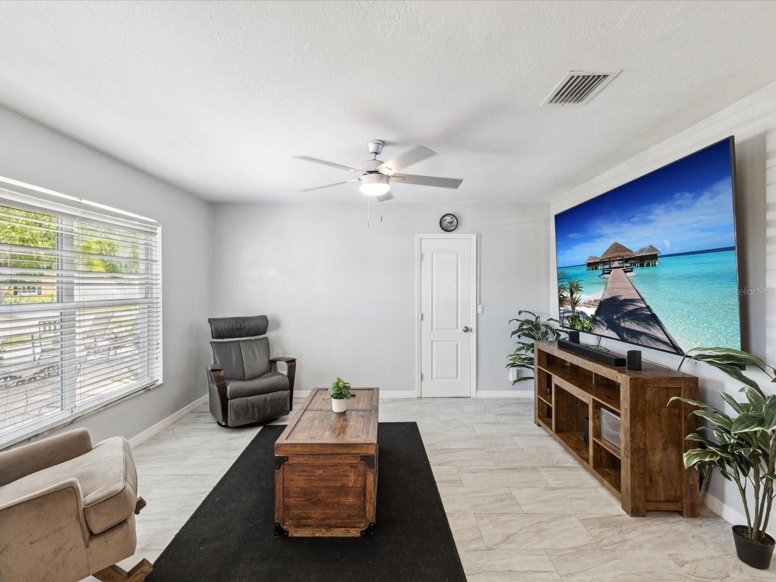 6518 S West Shore Cir photo 2
