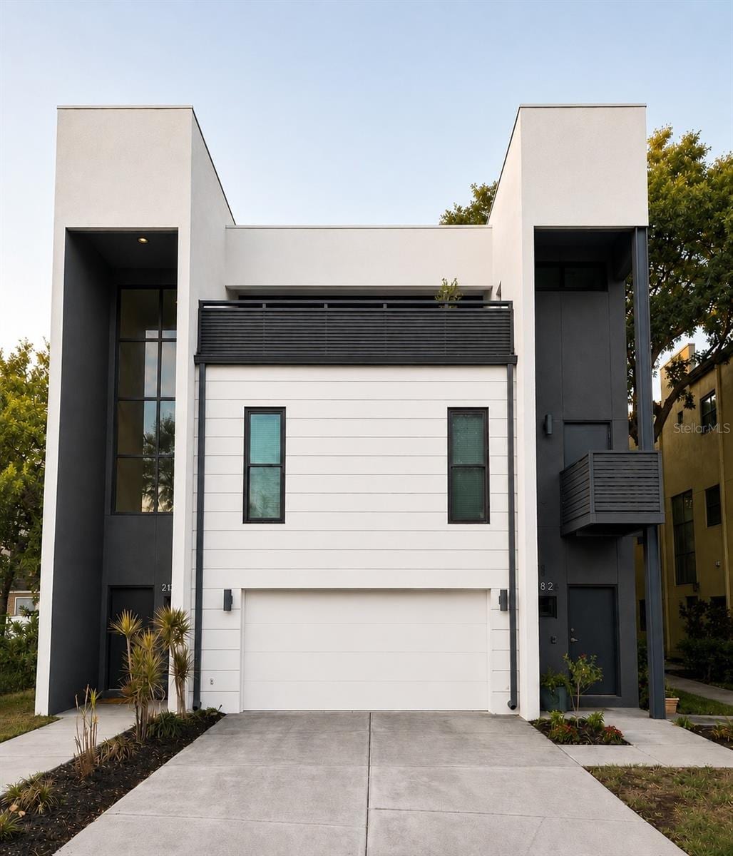 213 S Moody Ave #1 photo 2