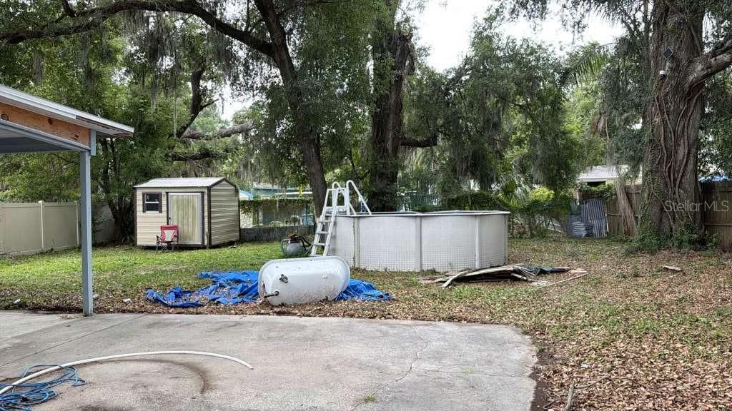 1311 E Sligh Ave photo 5