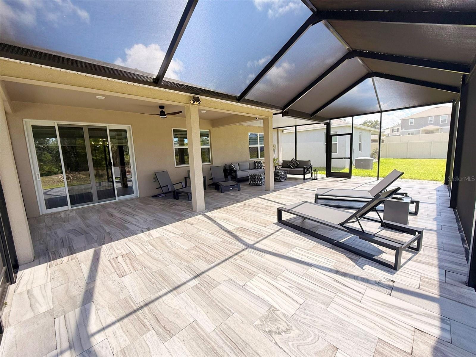12055 Forest Manor Ln photo 5