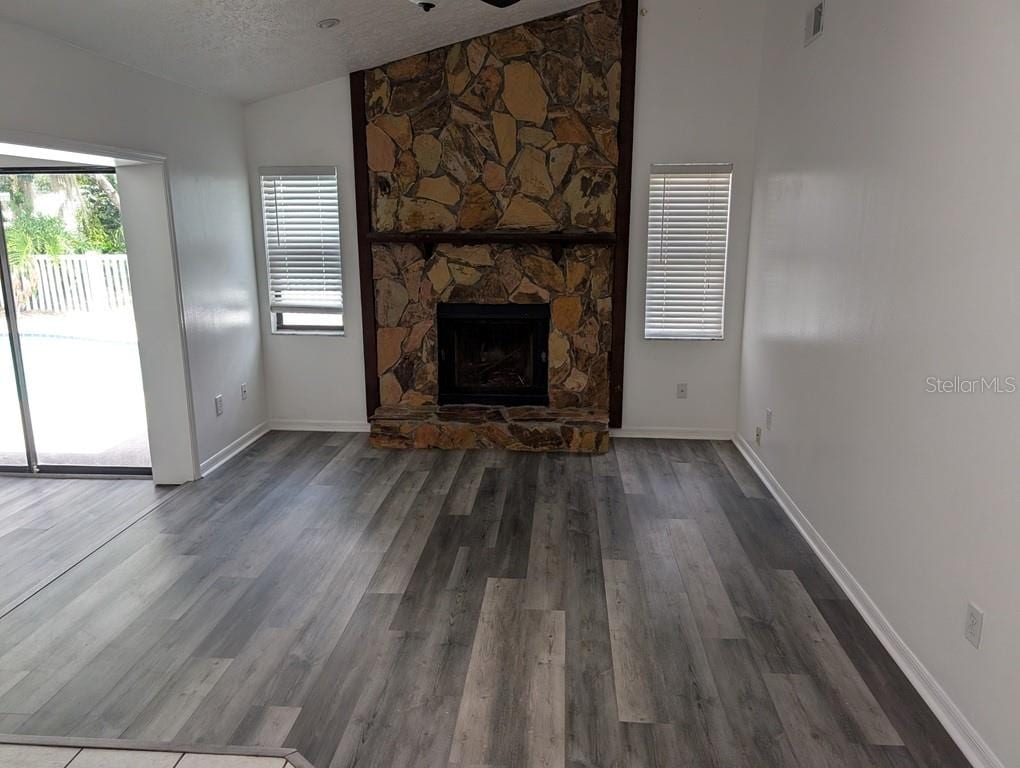 11122 Hannaway Dr photo 3