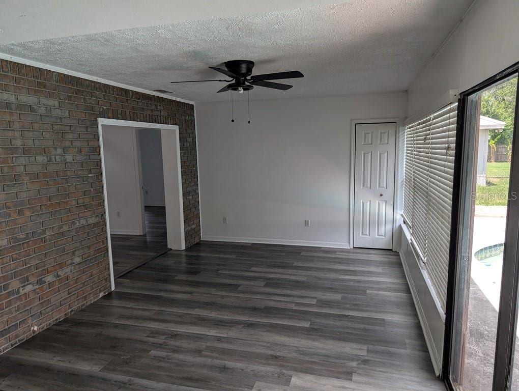 11122 Hannaway Dr photo 4