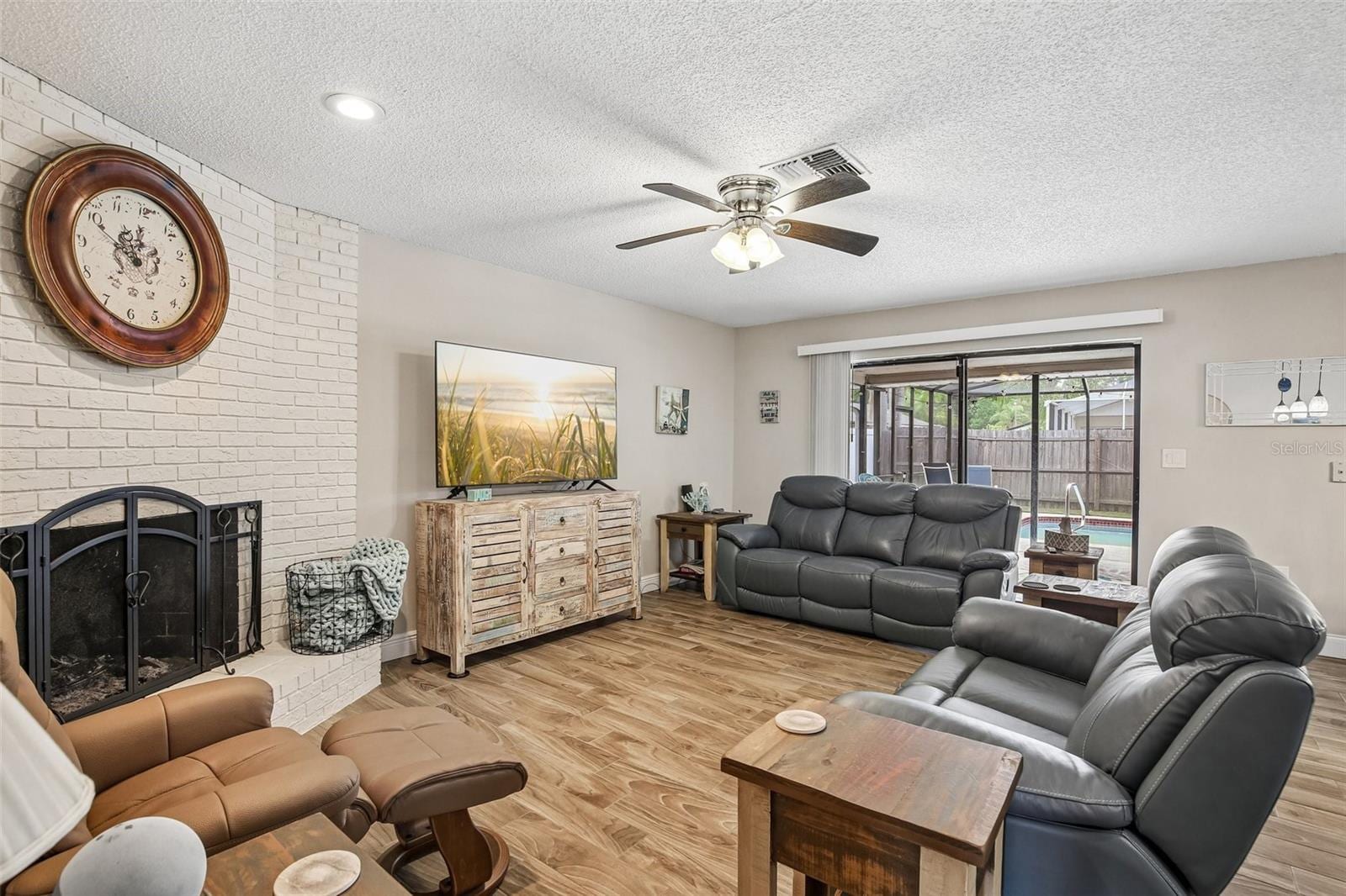 12630 Cedar Ridge Dr photo 4