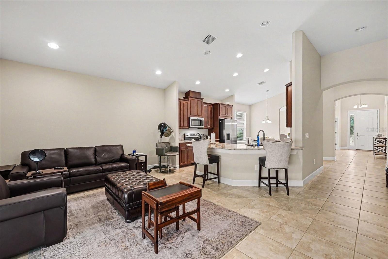 7907 Silver Clover CT photo 5