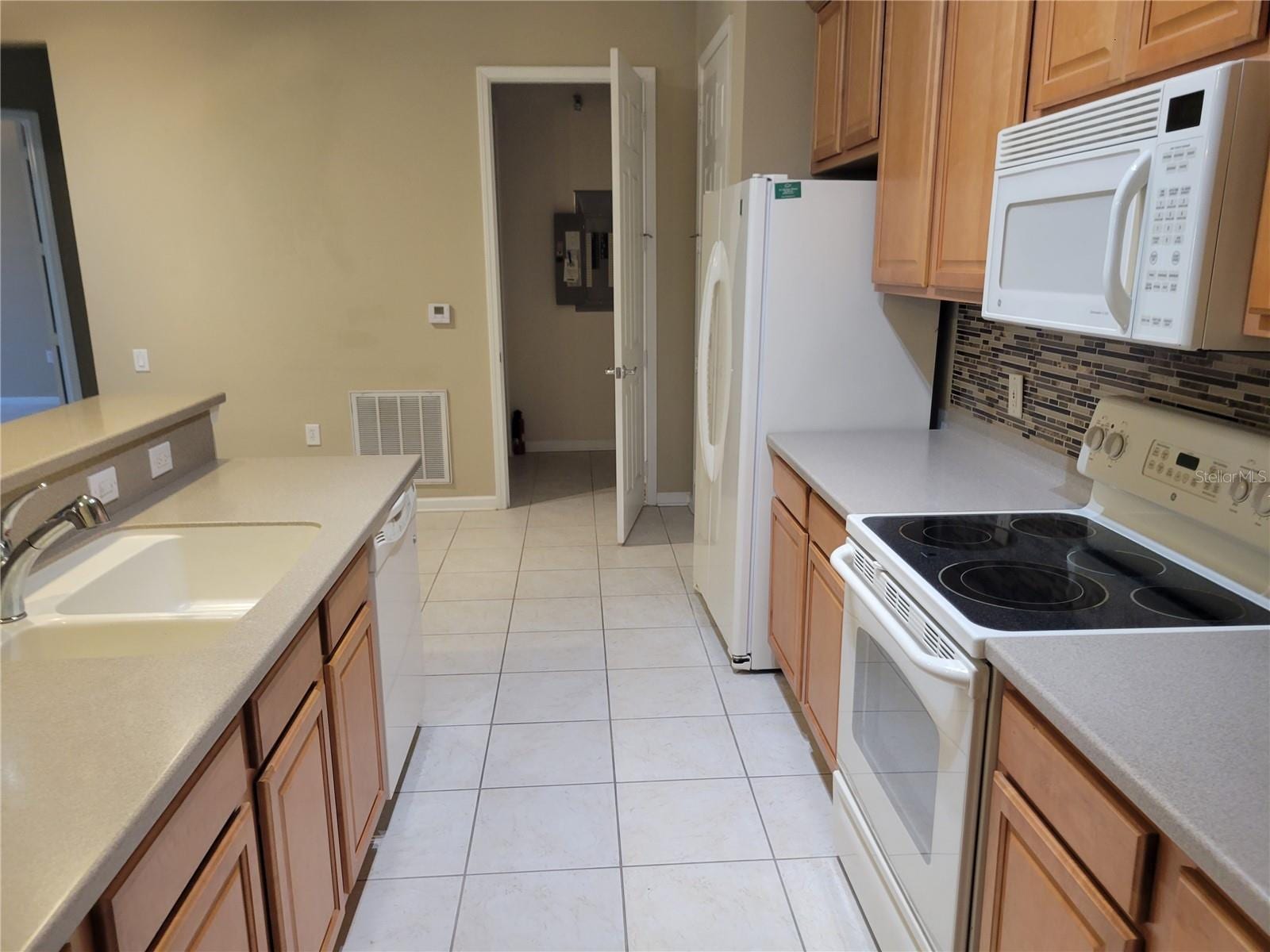 7905 N Seminole Blvd #3404 photo 5