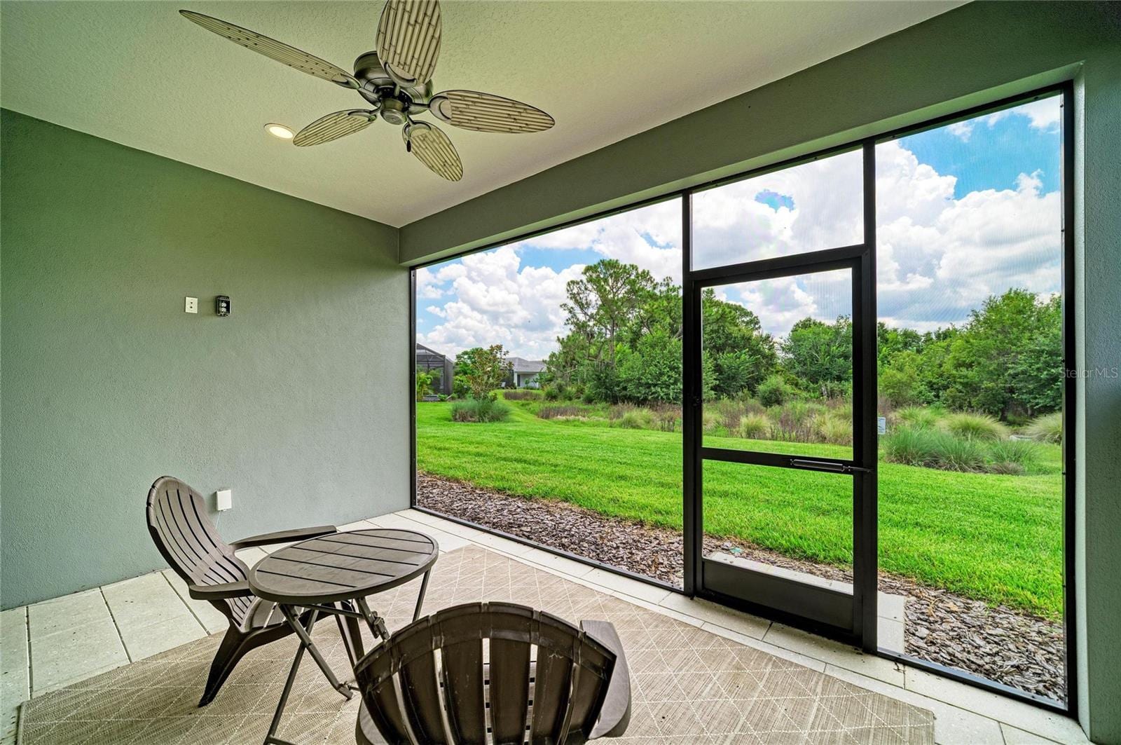 1047 Waterline CT photo 5