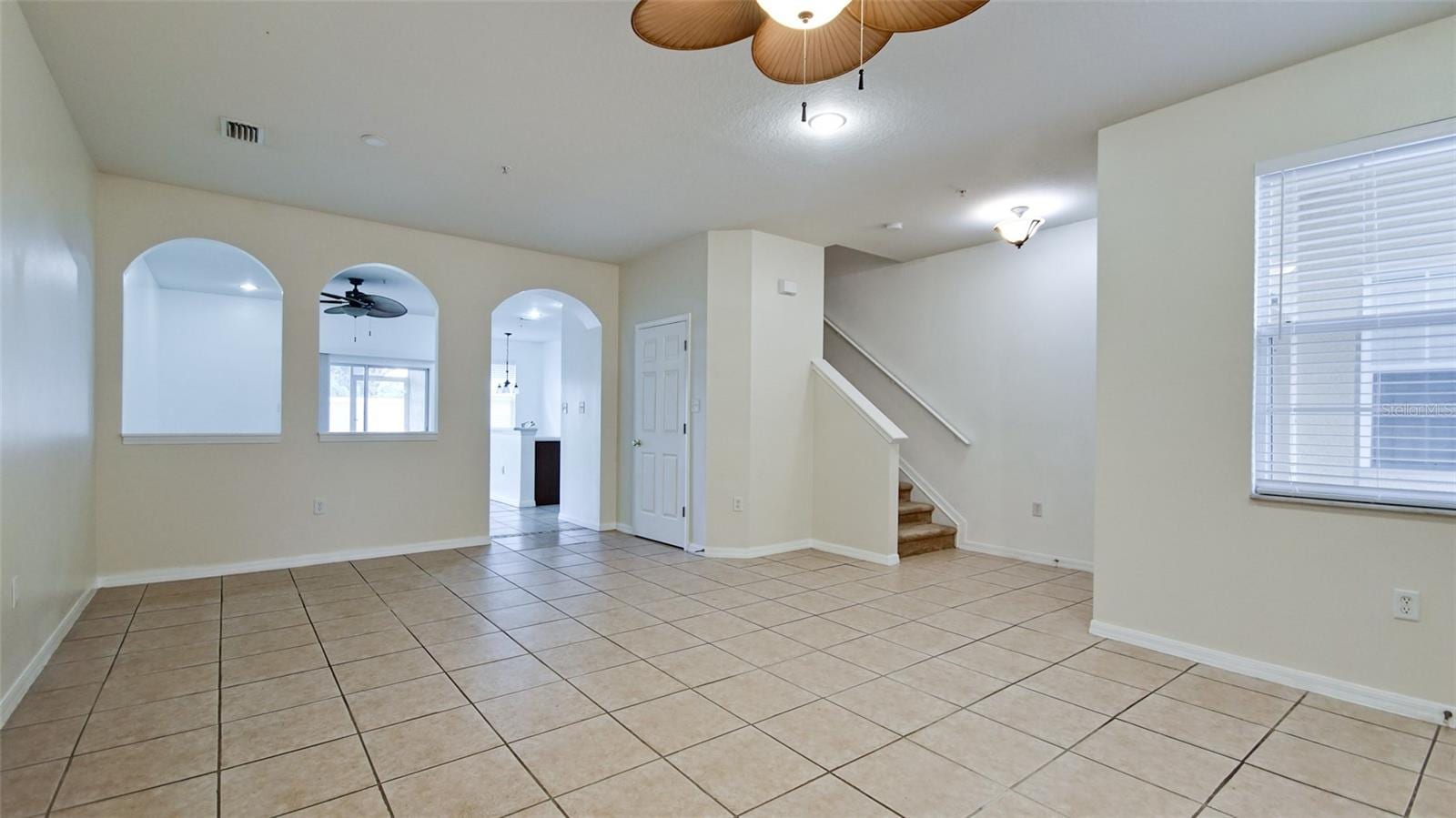 3497 Parkridge Cir #16-102 photo 2