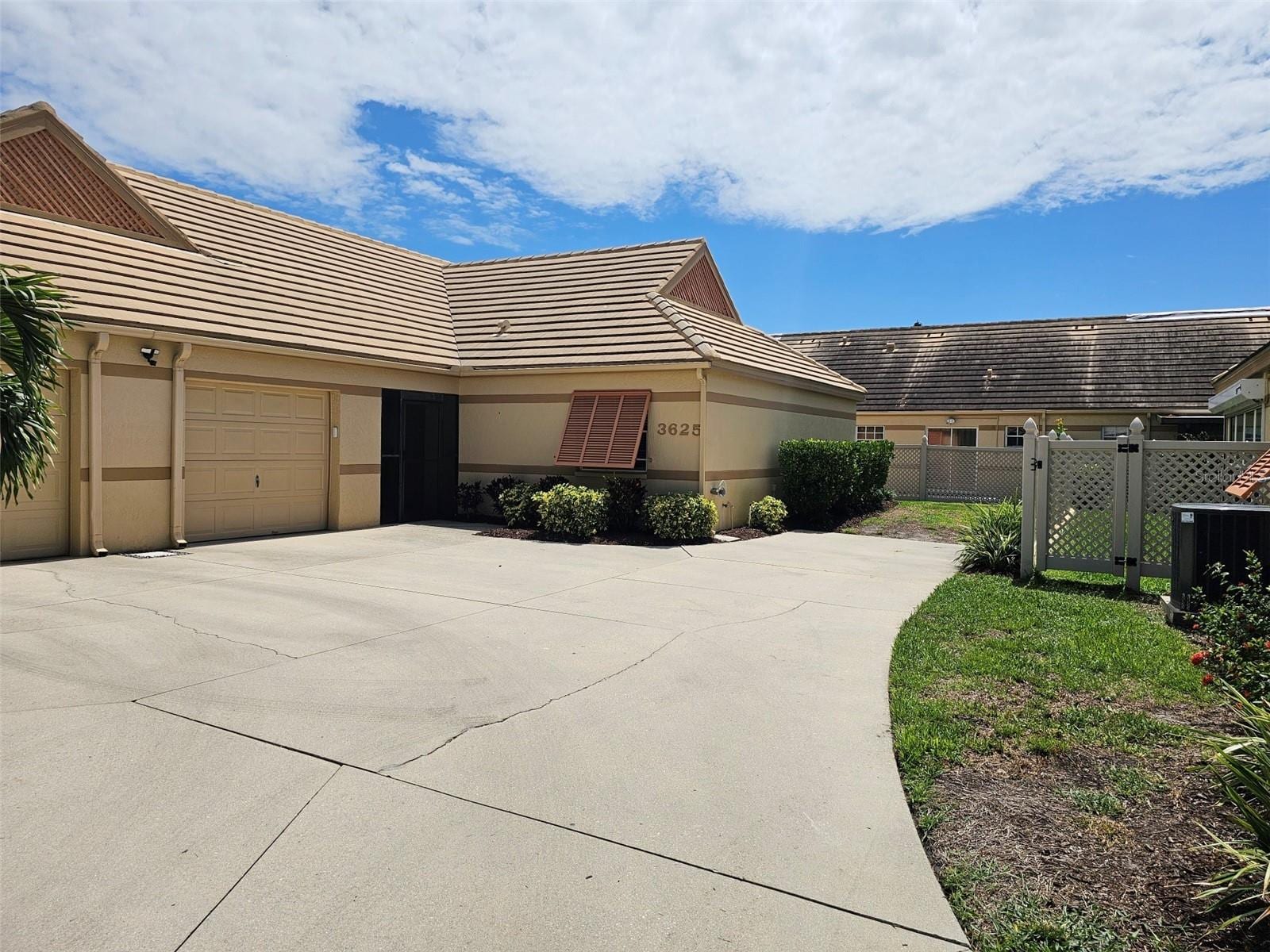 3625 57th Avenue Dr W photo 2