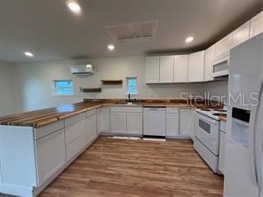 912 Lake Jessie Dr #A photo 3