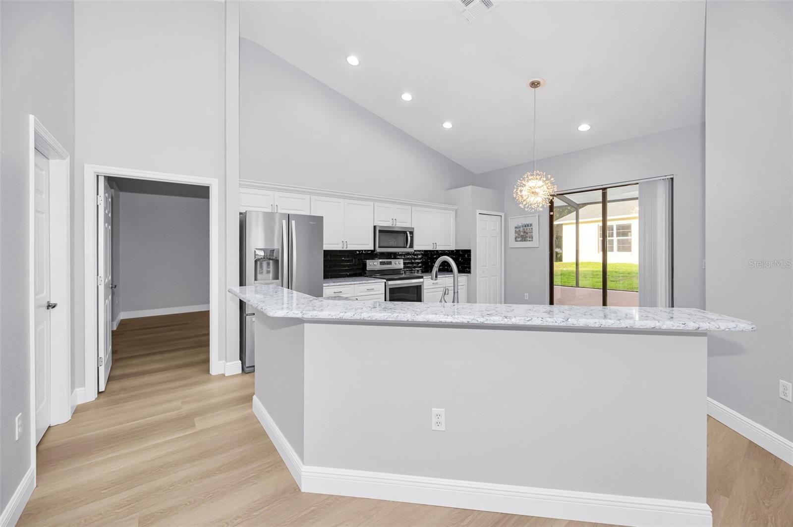 6240 Fairskies Dr photo 5