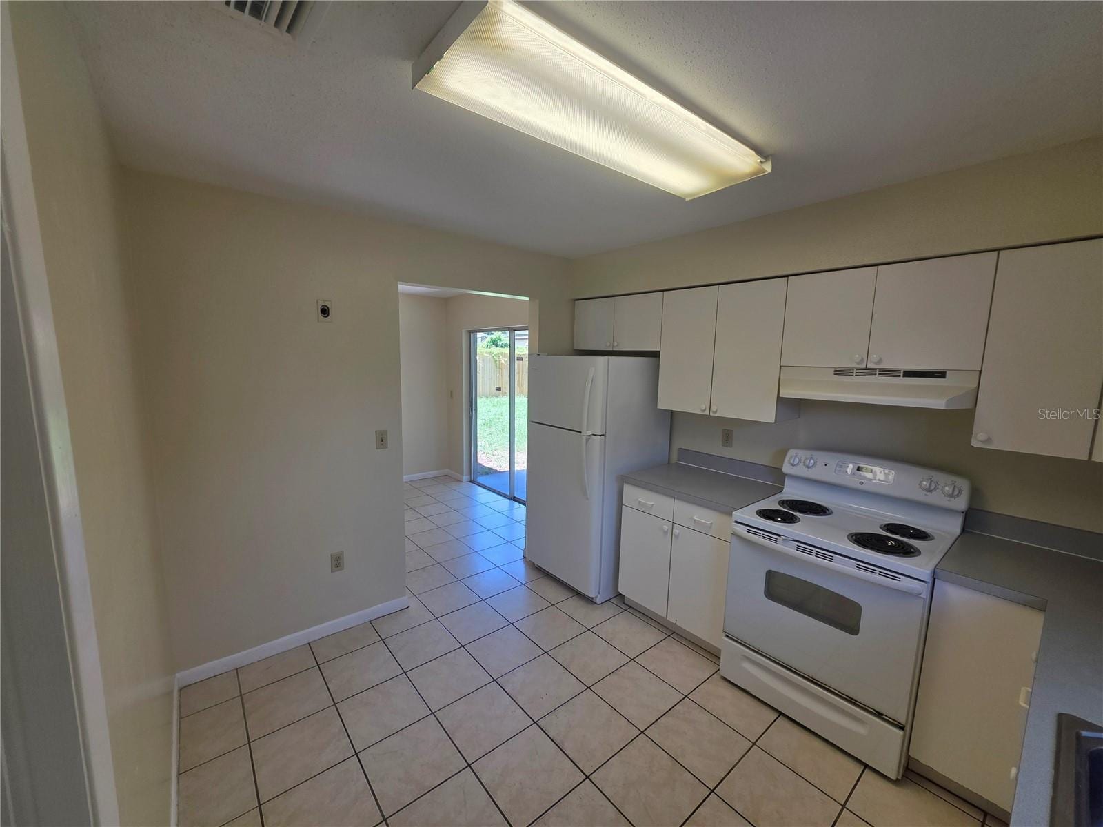 7334 Ponderosa Dr photo 4