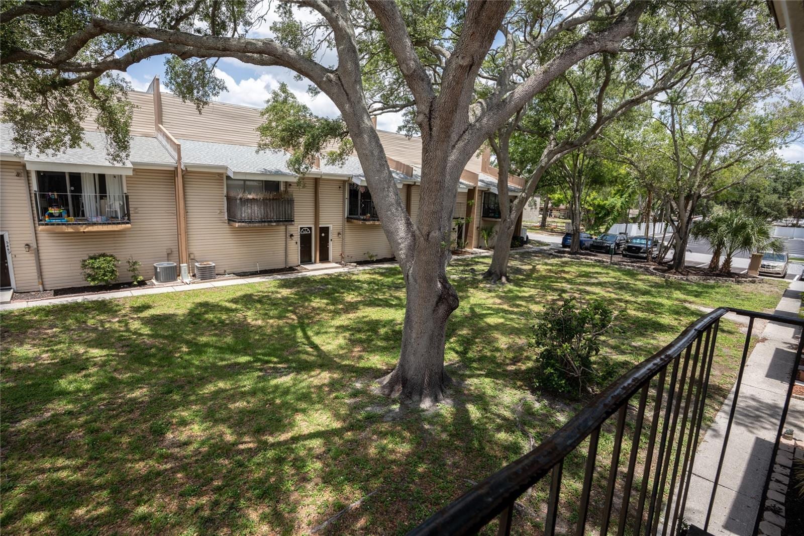 5409 Sweetwater Terrace Cir photo 2