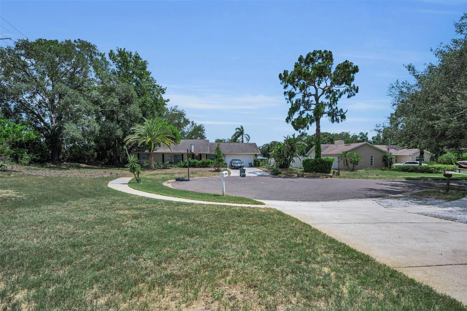 505 Whispering Oak Dr photo 4