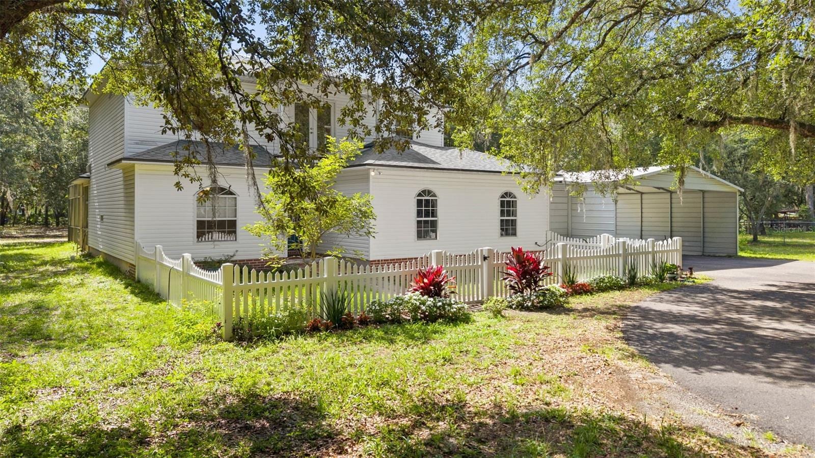 6010 Frontier Dr photo 3