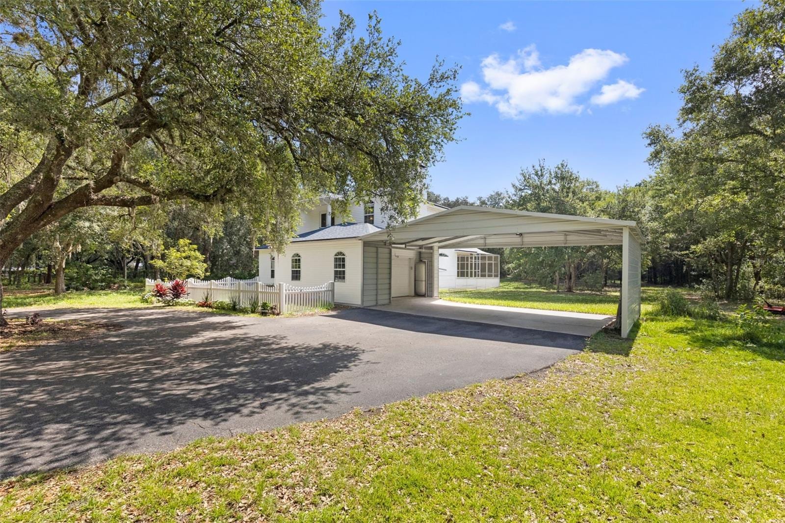 6010 Frontier Dr photo 5