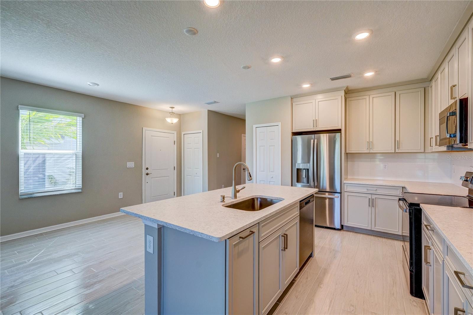 5512 Tripoli Dr photo 4