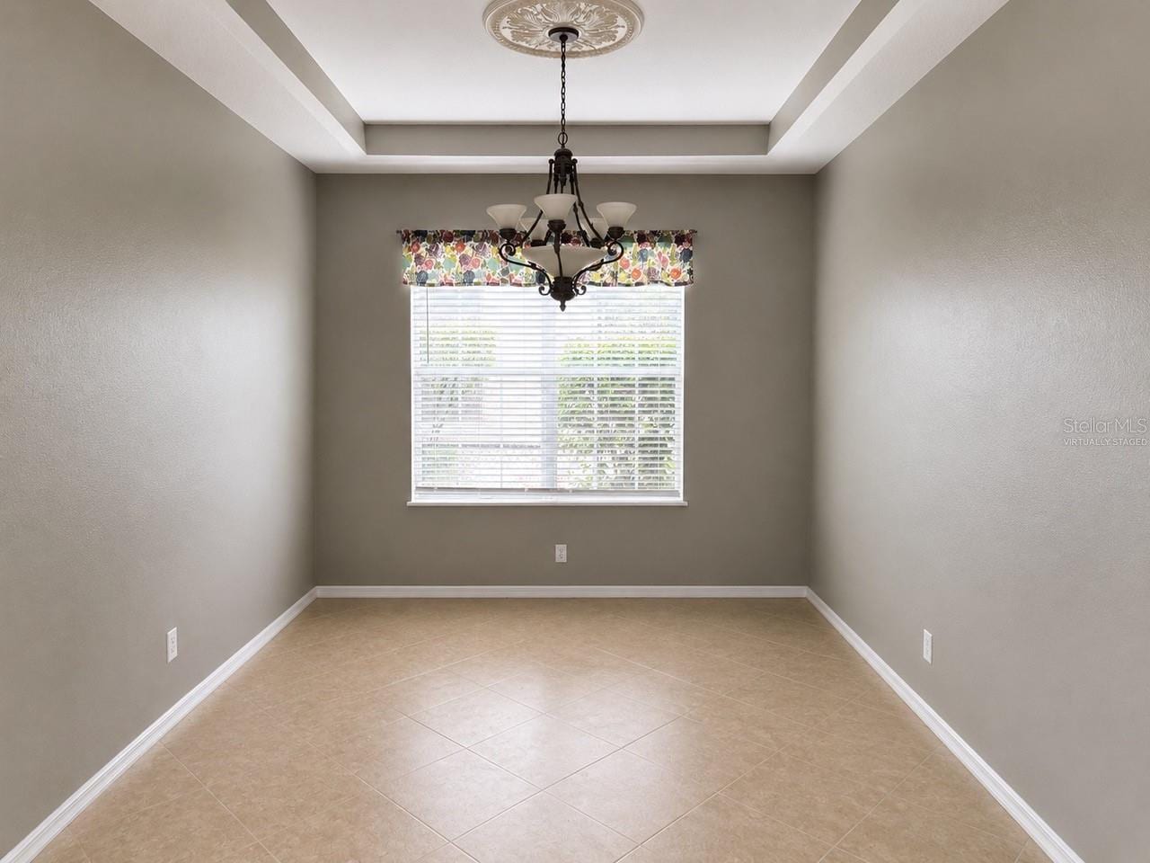 10103 Deercliff Dr photo 5