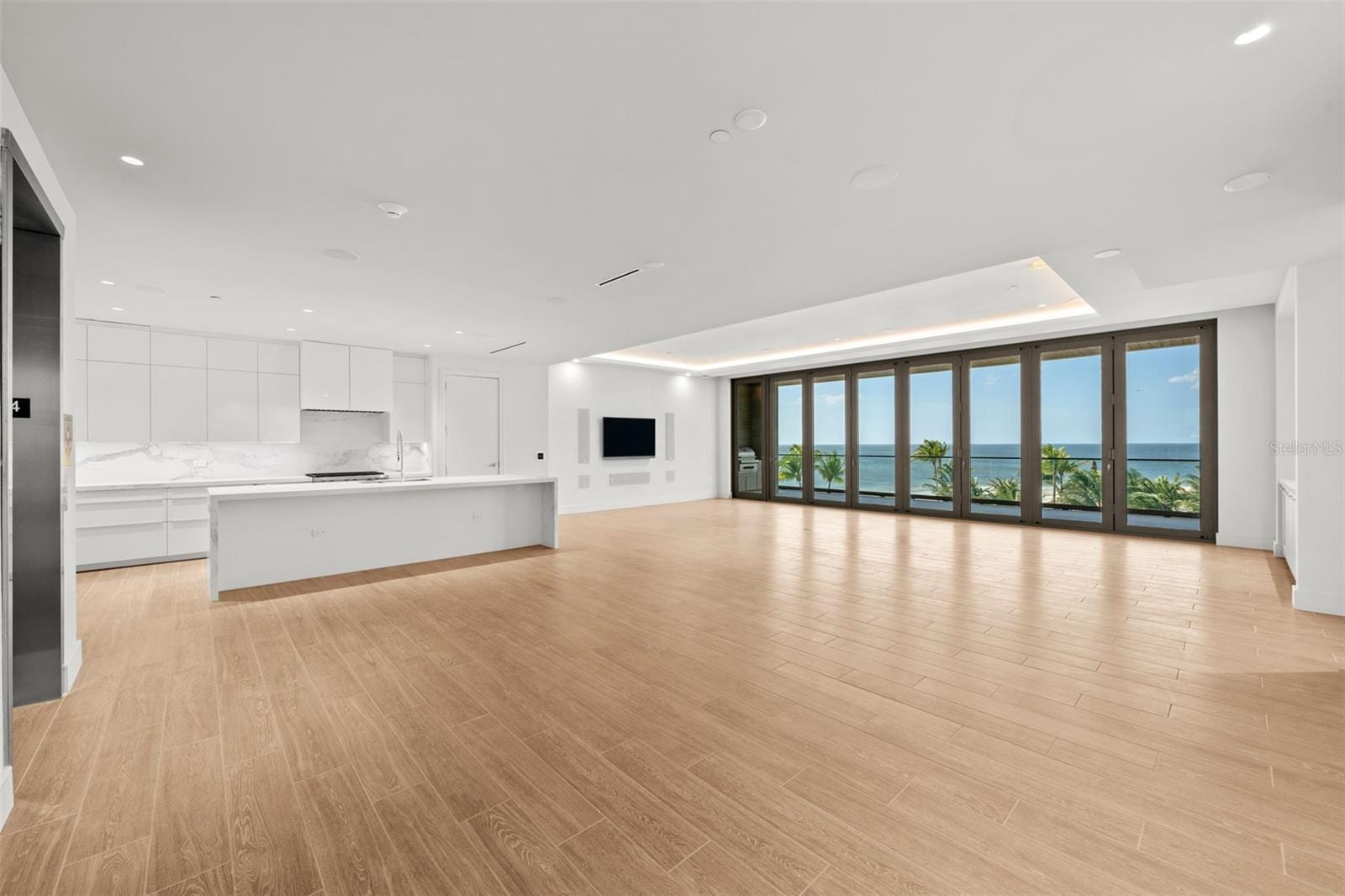 1561 Gulf Of Mexico Dr #403 photo 5