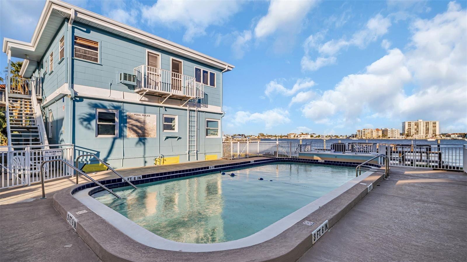 483 E Shore Dr #D4 photo 4
