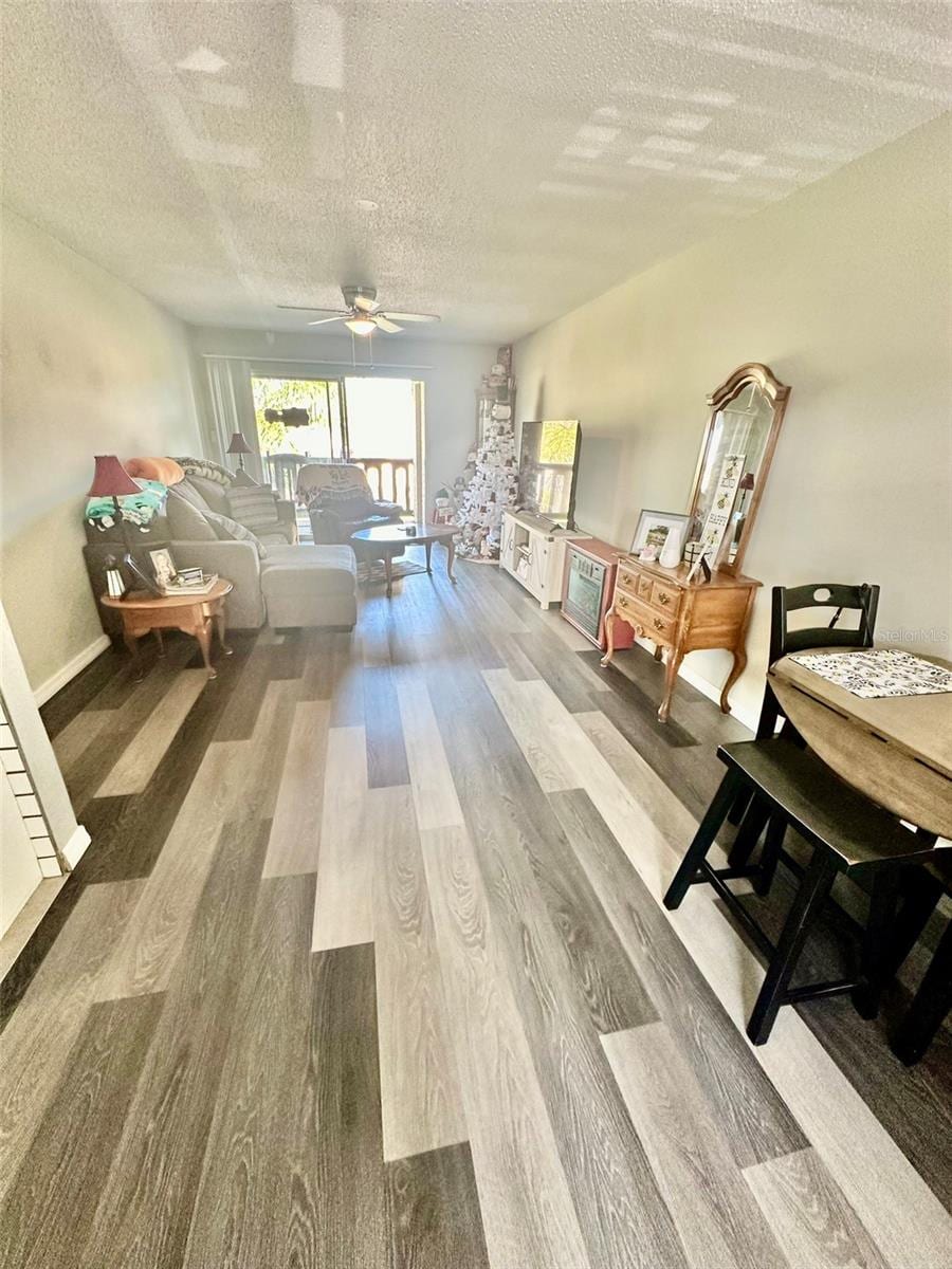 5207 Turquoise Ln #202 photo 3