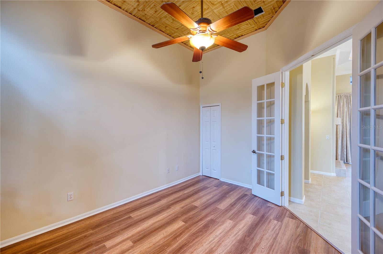 10523 Cheval Pl photo 5
