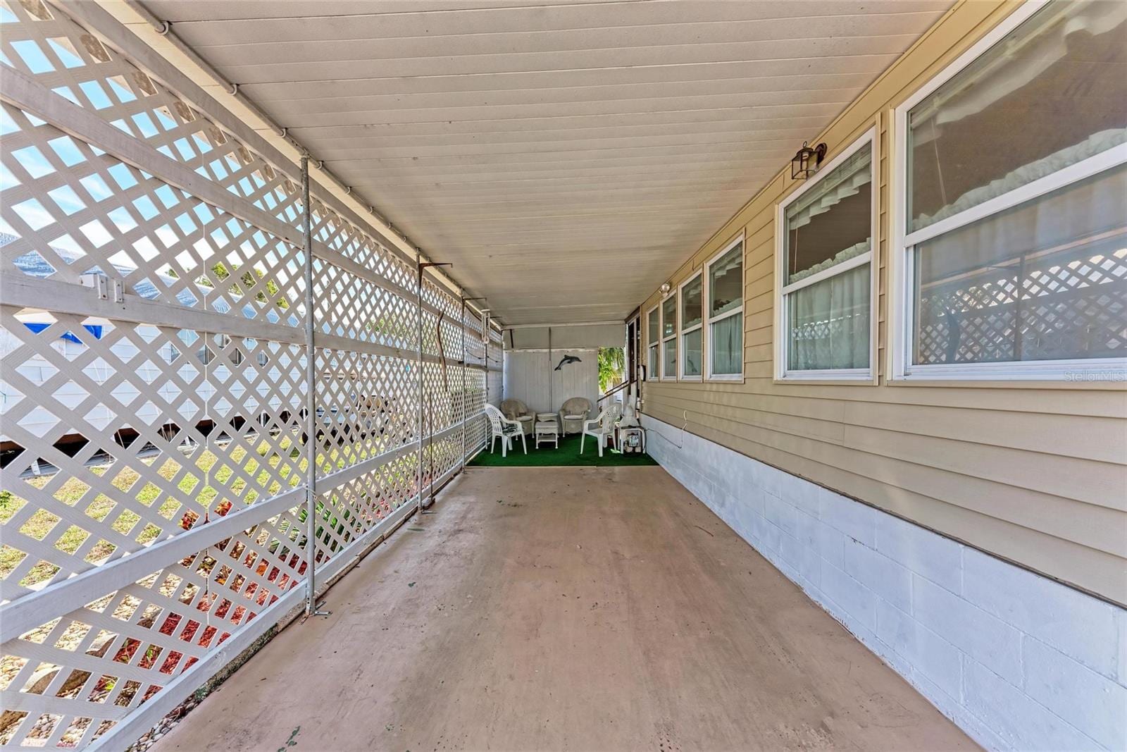 1610 Iowa Ave photo 4