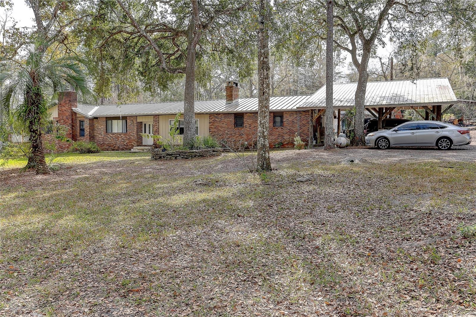 20490 Pinewood Dairy Rd photo 3