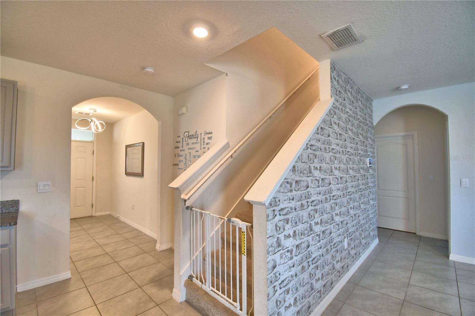 2816 Ivy Lake CT photo 5