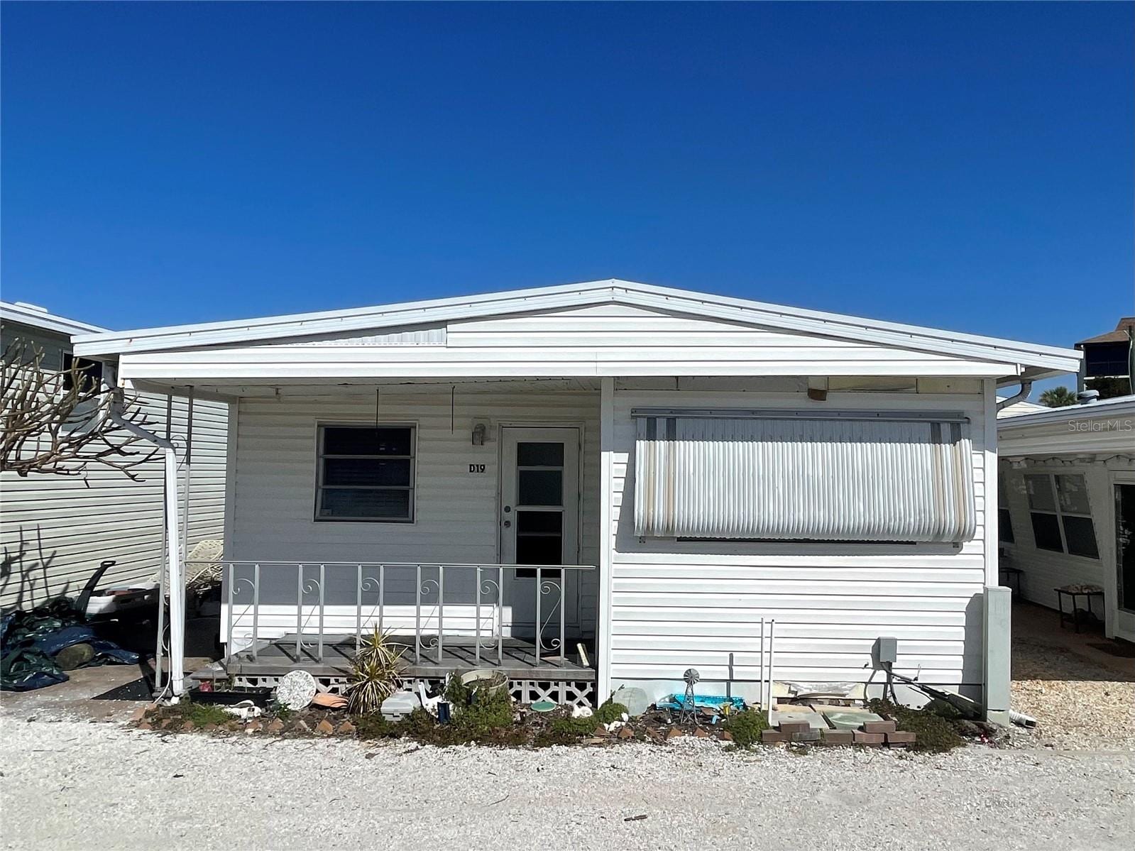 3710 Gulf Of Mexico Dr #D19 photo 2