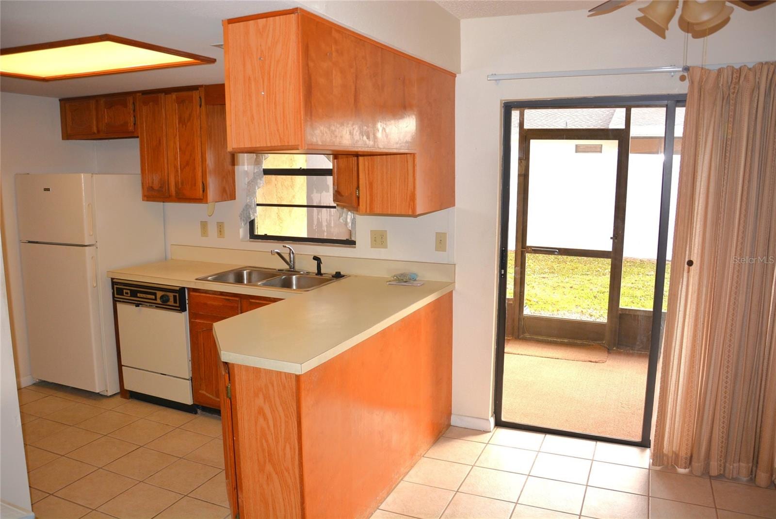 17 Kendra CT photo 3