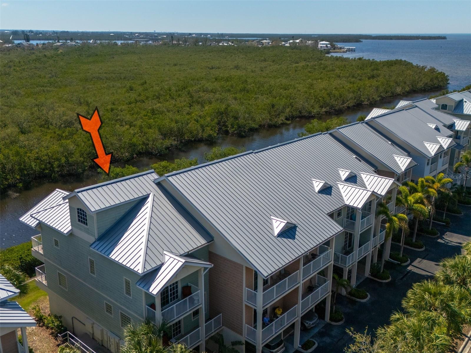 3230 Mangrove Point Dr photo 2