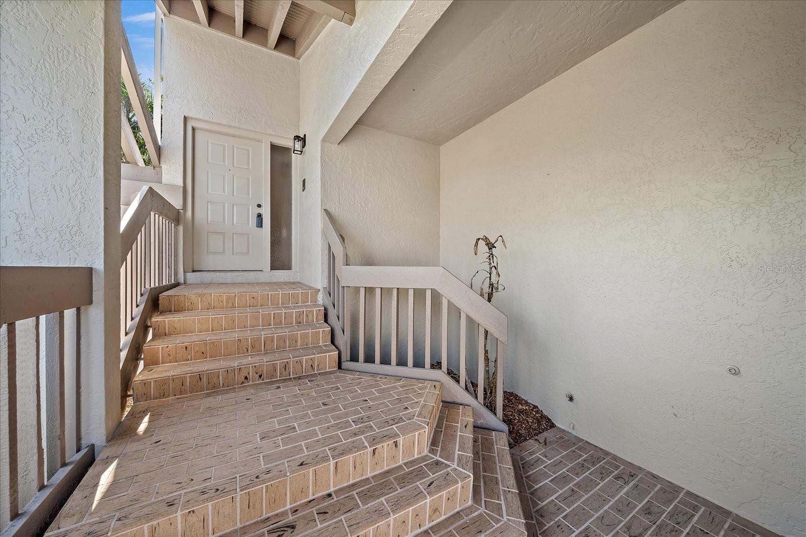 1654 Starling Dr #201 photo 4