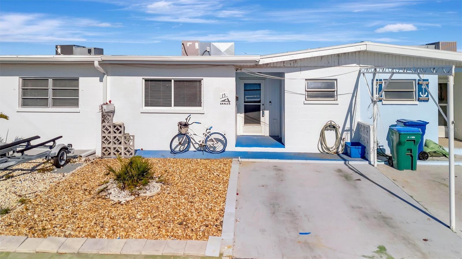 15 Seaside CT photo 2