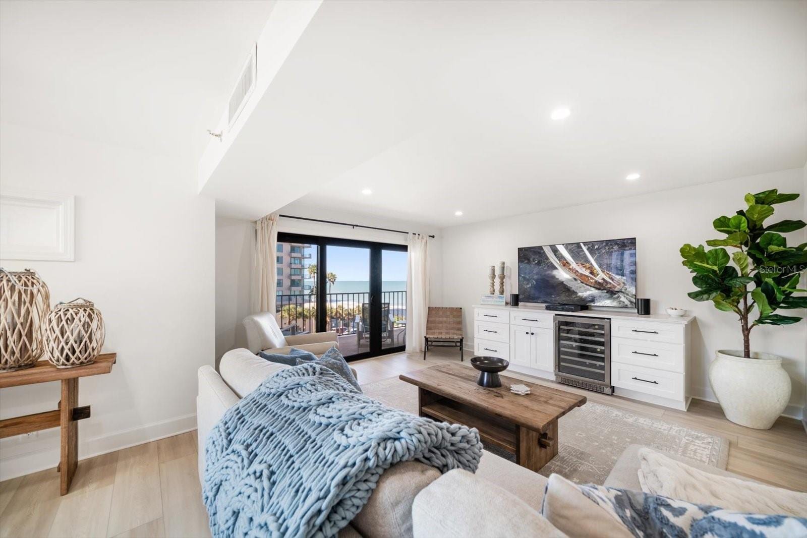 1480 Gulf Blvd #401 photo 5