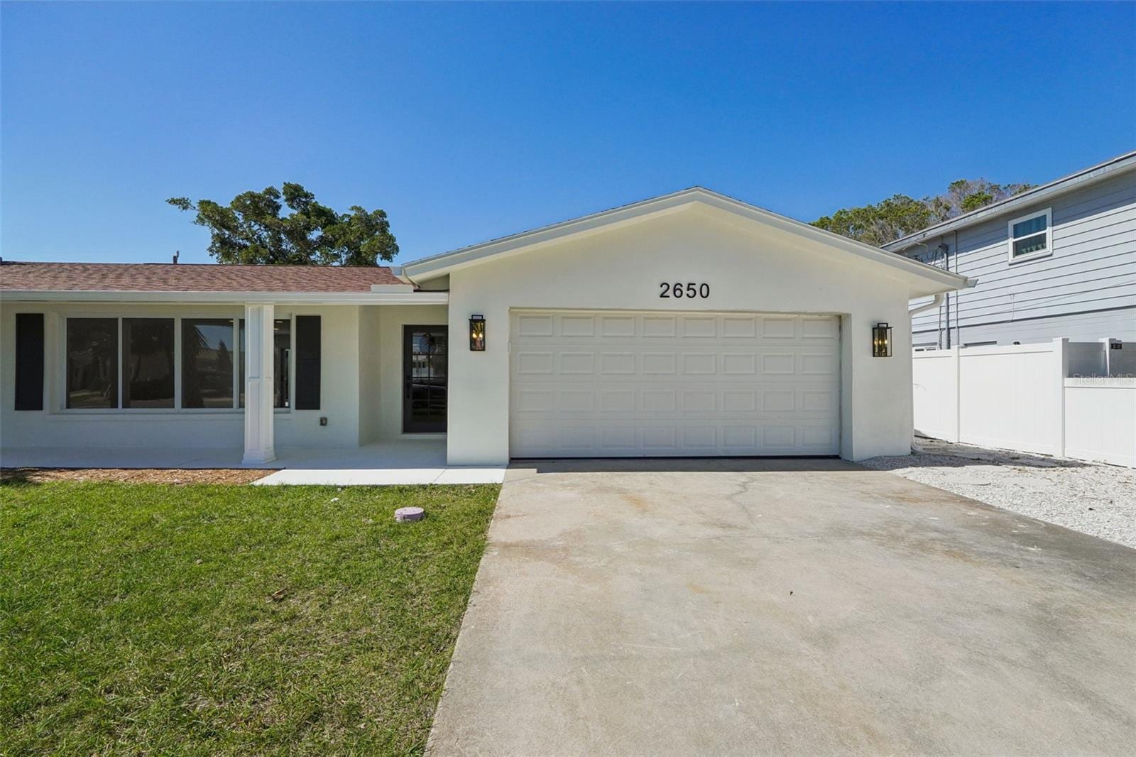 2650 E Vina Del Mar Blvd photo 3