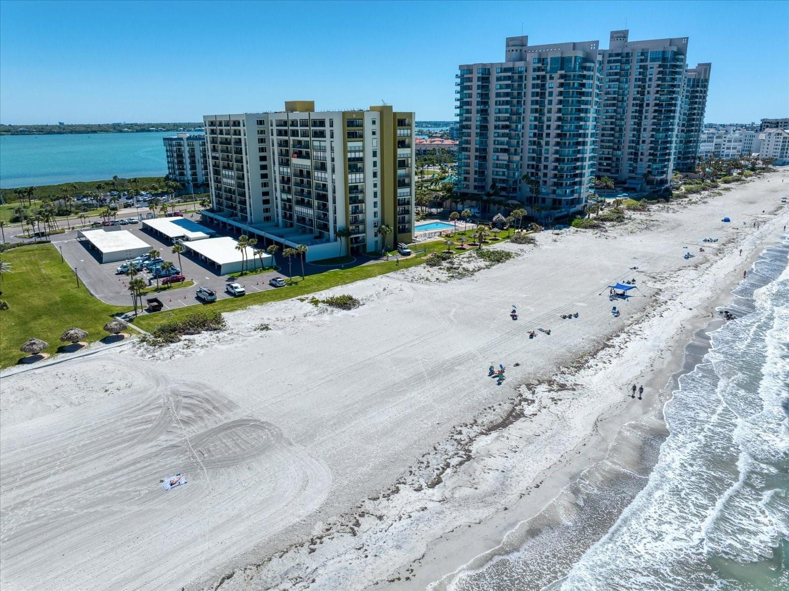 1480 Gulf Blvd #401 photo 2