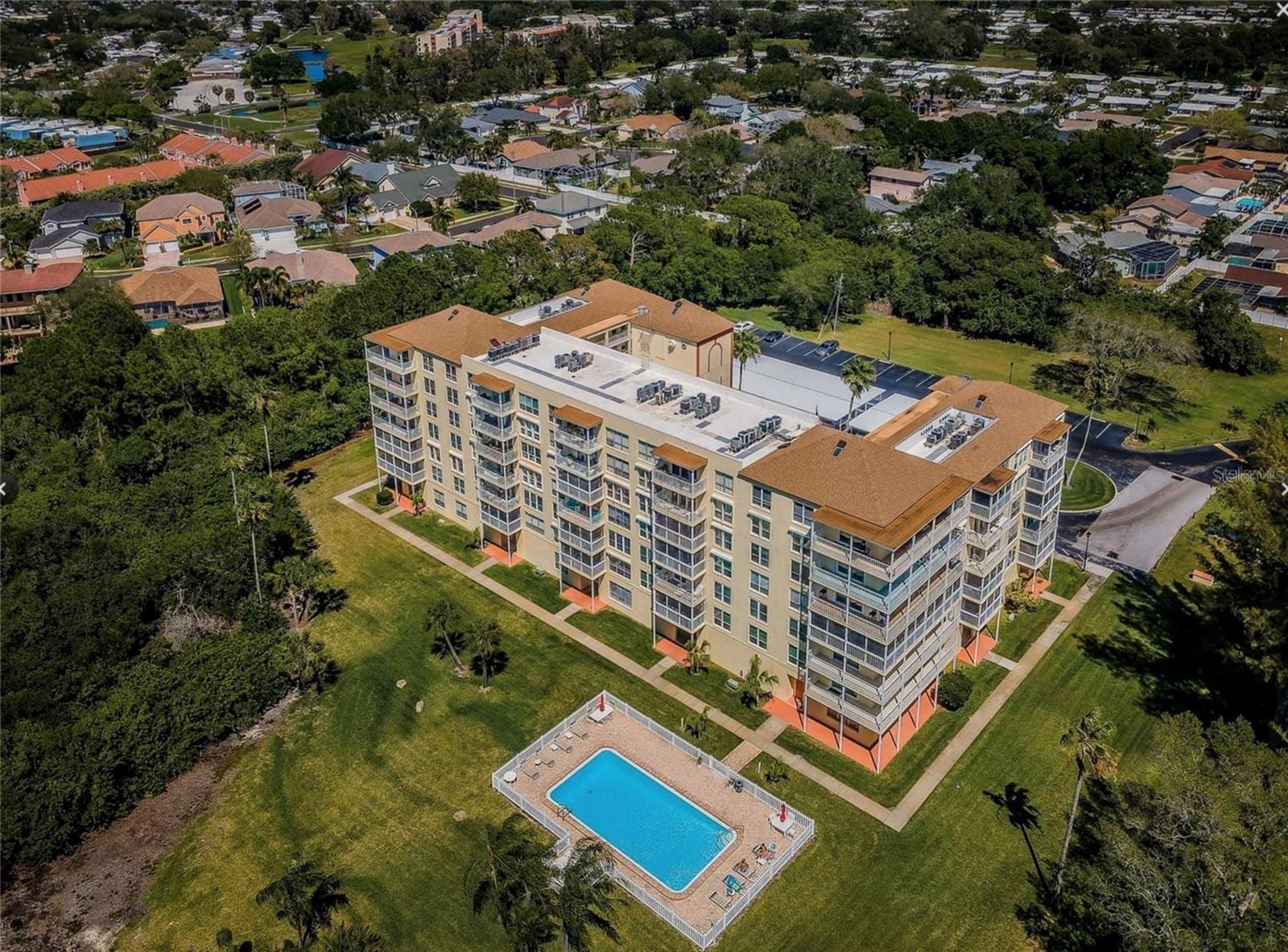 9000 Commodore Dr #302 photo 3