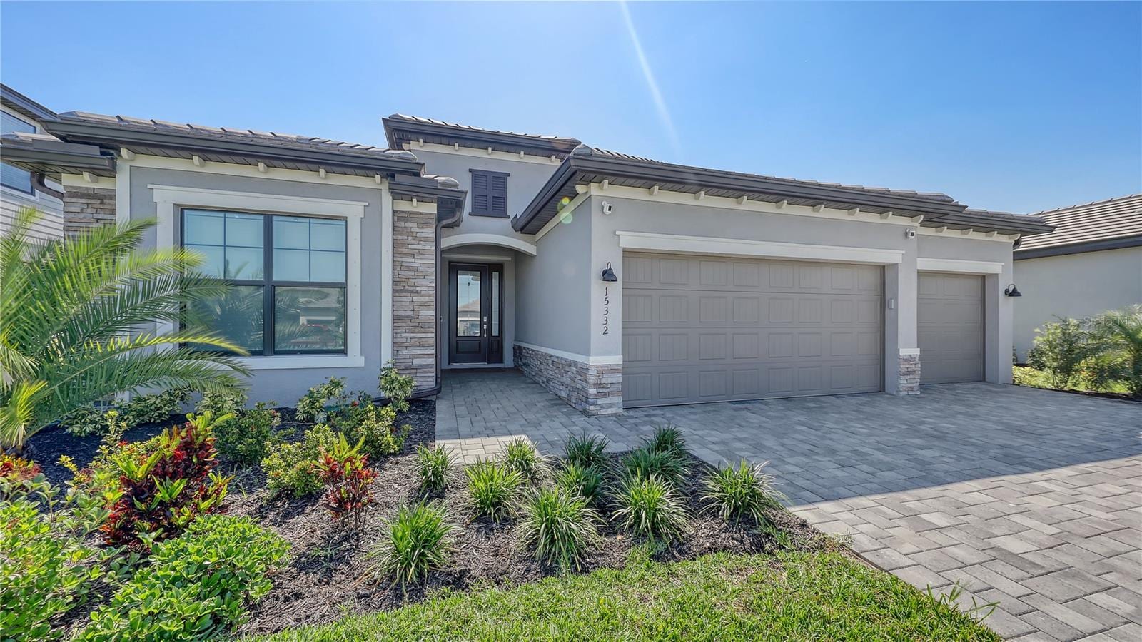 15332 Serene Shores Loop St photo 2