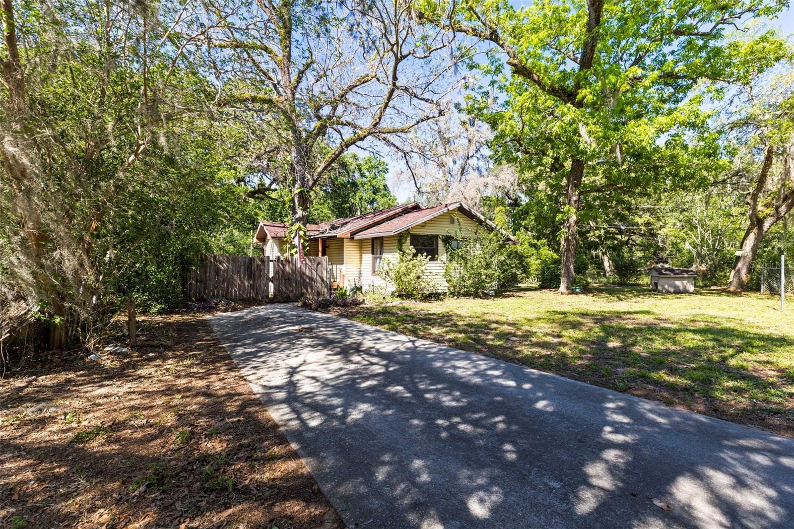 29133 Lawton Dr photo 2