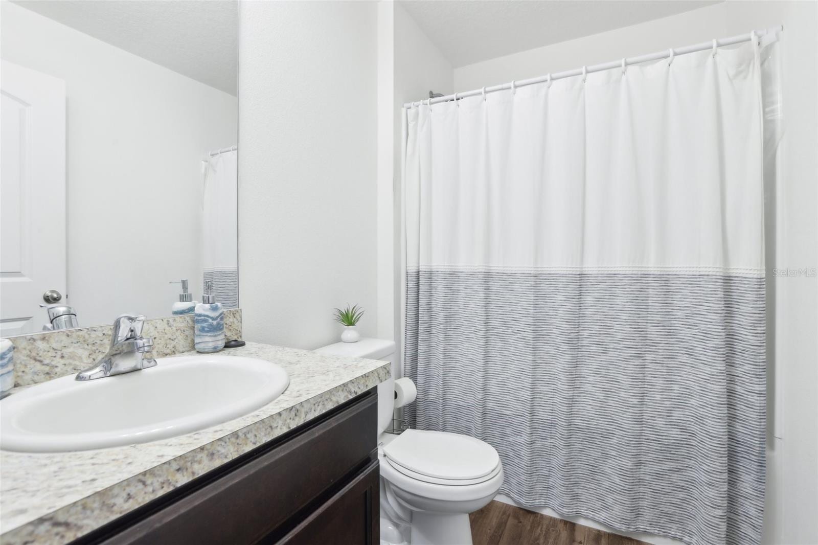 26377 Bertram Rd photo 5