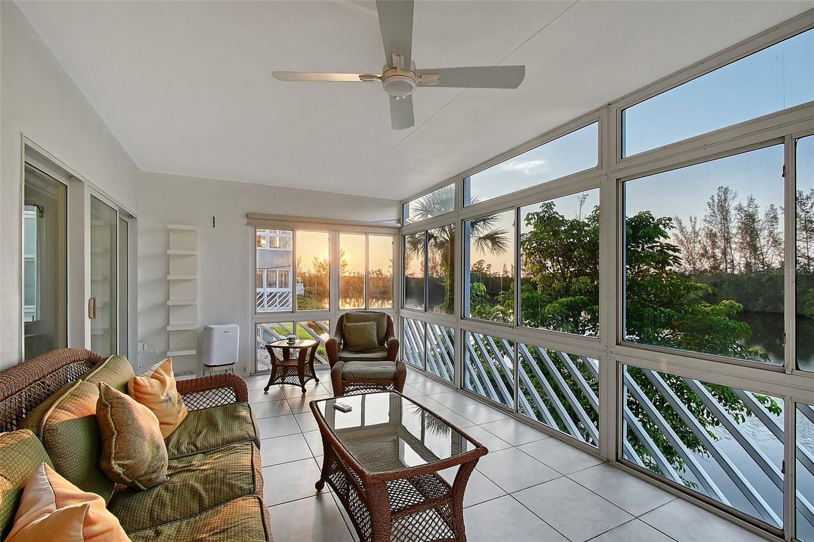 111 Tidy Island Blvd photo 3