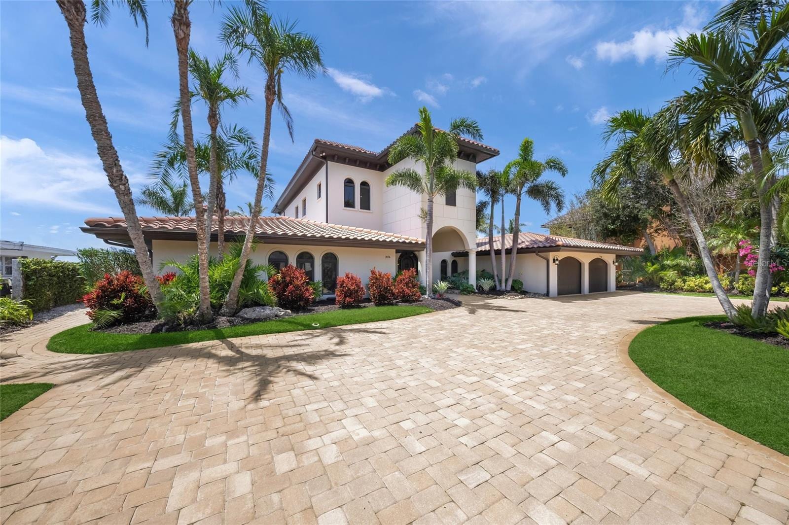 3576 San Remo Ter photo 5