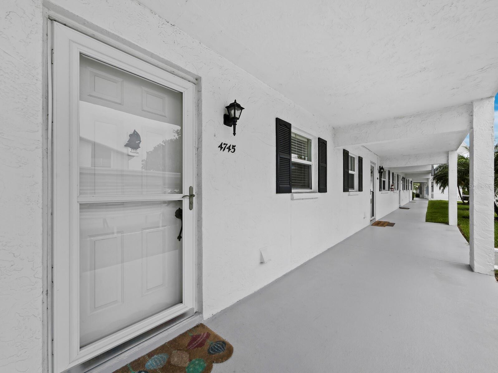 4745 Independence Dr #4745 photo 3