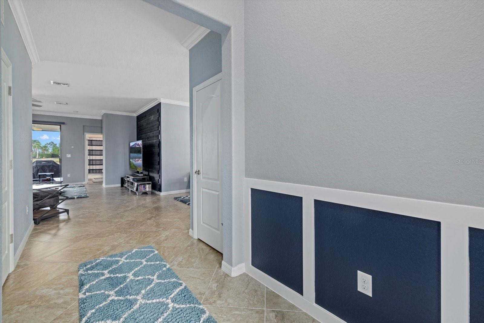 17018 Blue Ridge Pl photo 5