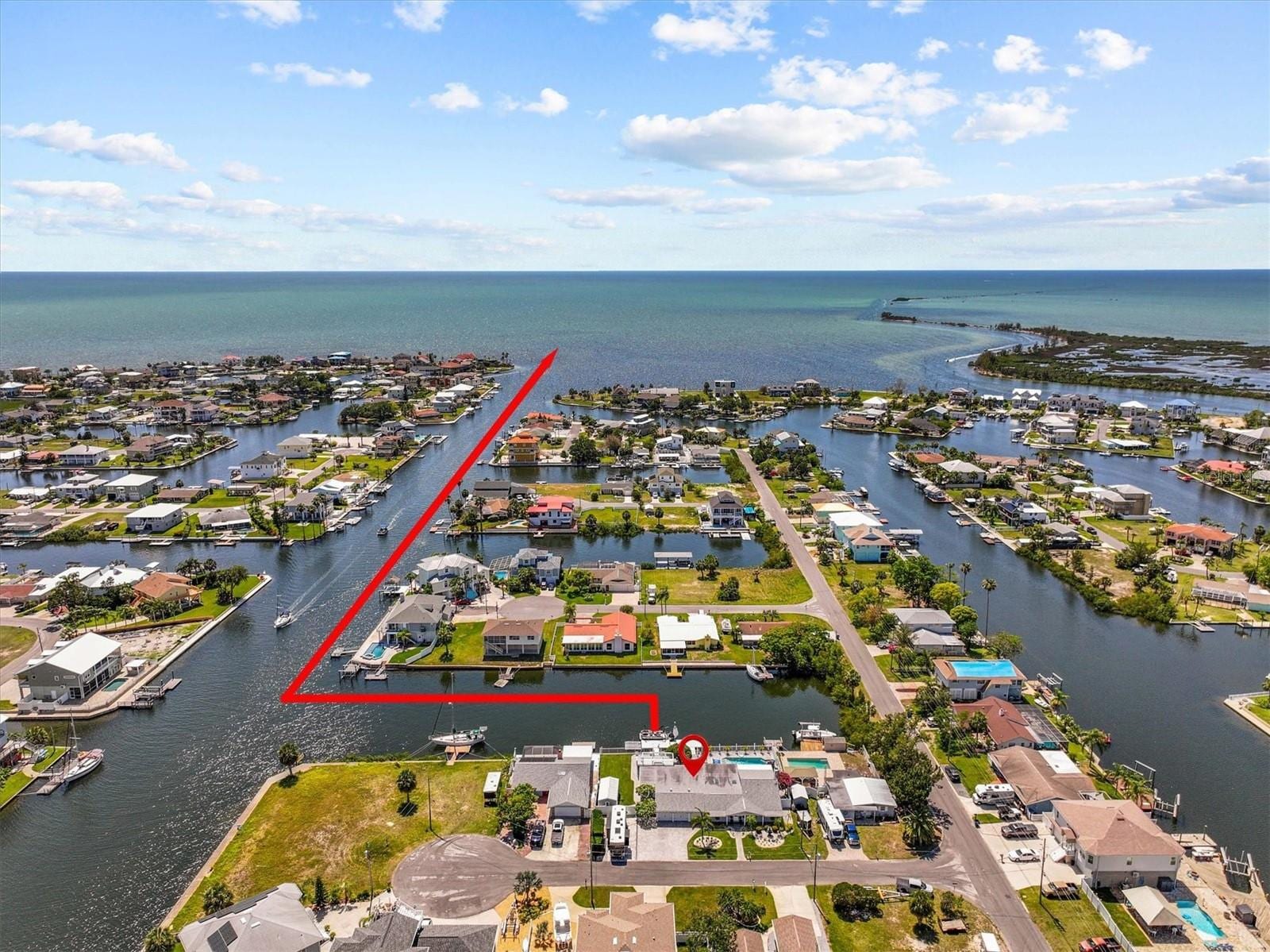 4387 6th Isle Dr photo 3